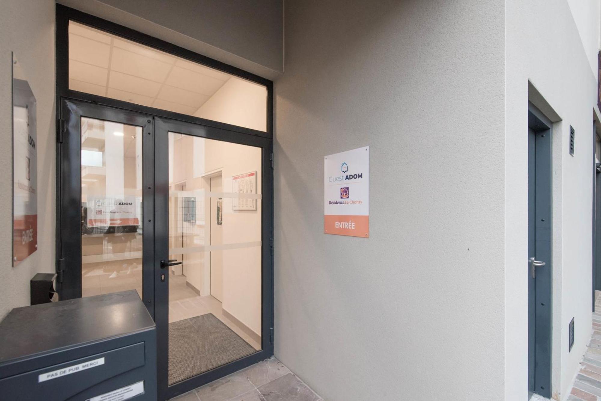 Ferienwohnung Elodie - T2 Proche Gare Le Mans Exterior foto